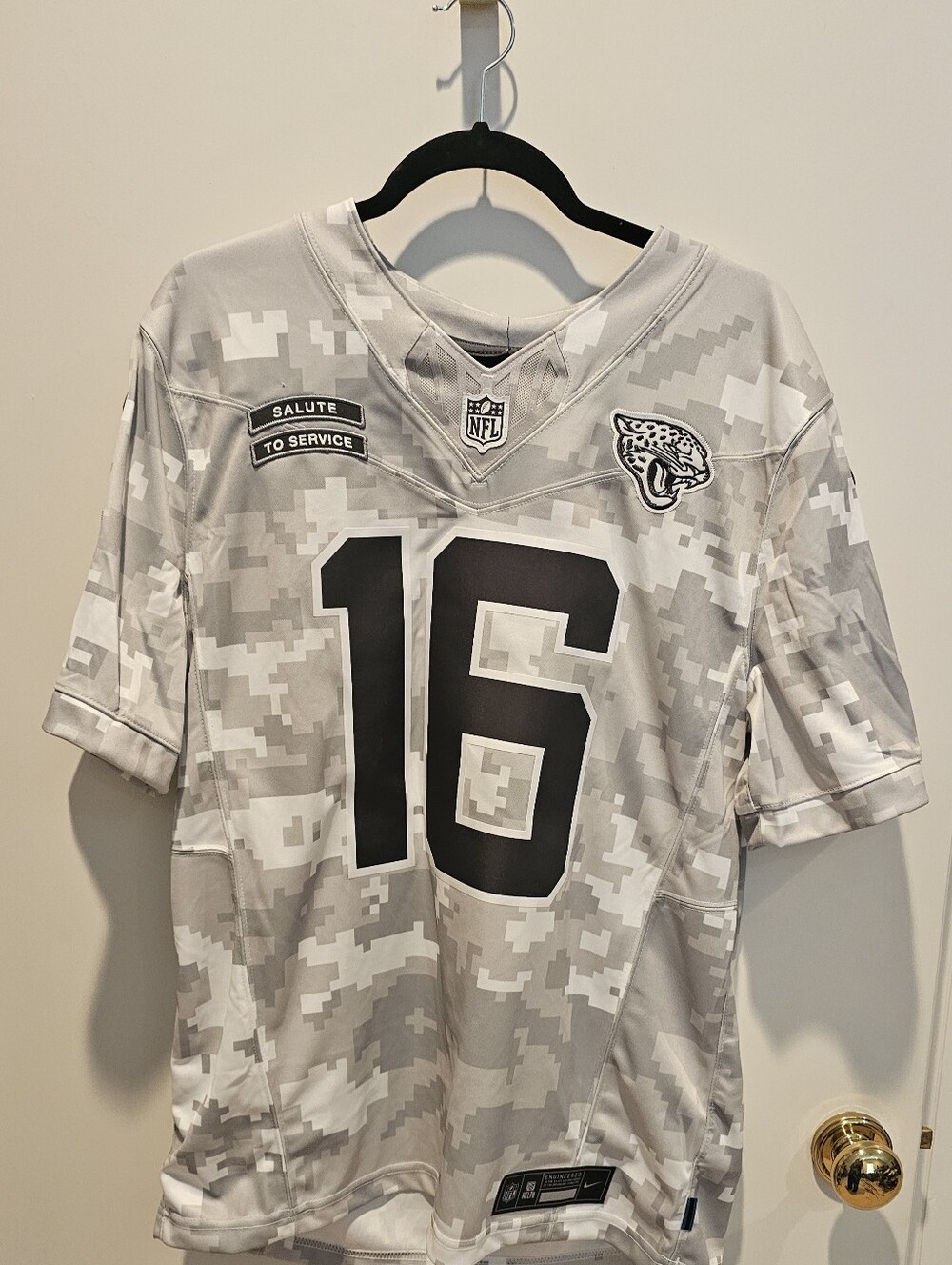 Nike Jacksonville Jaguars Salute to Service Trevor Lawrence Limited Jersey Sz M